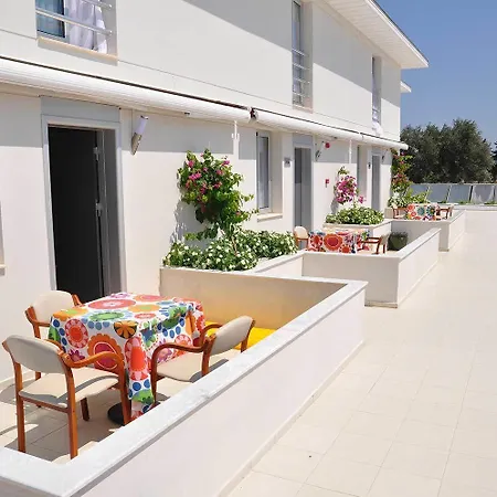 Vela Garden Hotel *