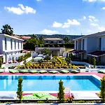 Vela Garden *