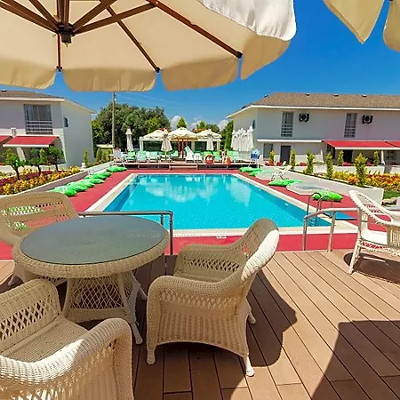 Vela Garden Hotel *