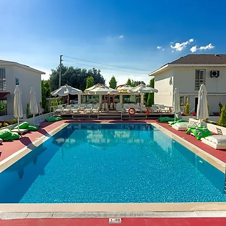Hotel Vela Garden
